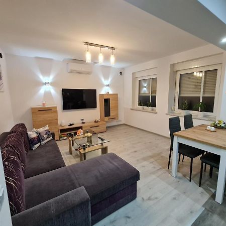 Апартаменти Apartament Ada Глогувек Екстер'єр фото